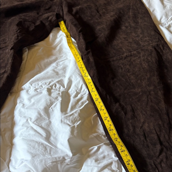 Danier Suede Pants - Picture 9 of 10